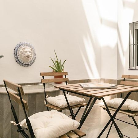 סביליה Isg Apartments Zaragoza-Free Parking מראה חיצוני תמונה