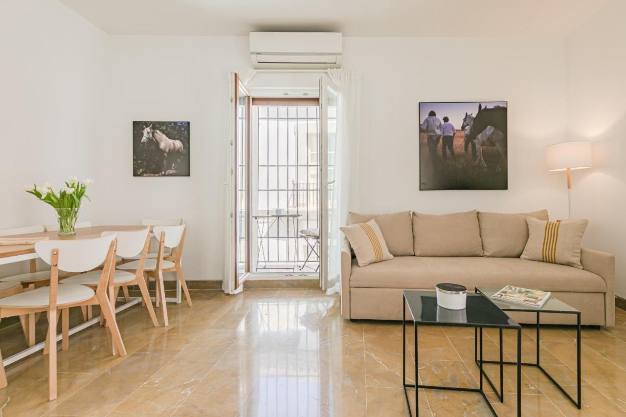 סביליה Isg Apartments Zaragoza-Free Parking מראה חיצוני תמונה